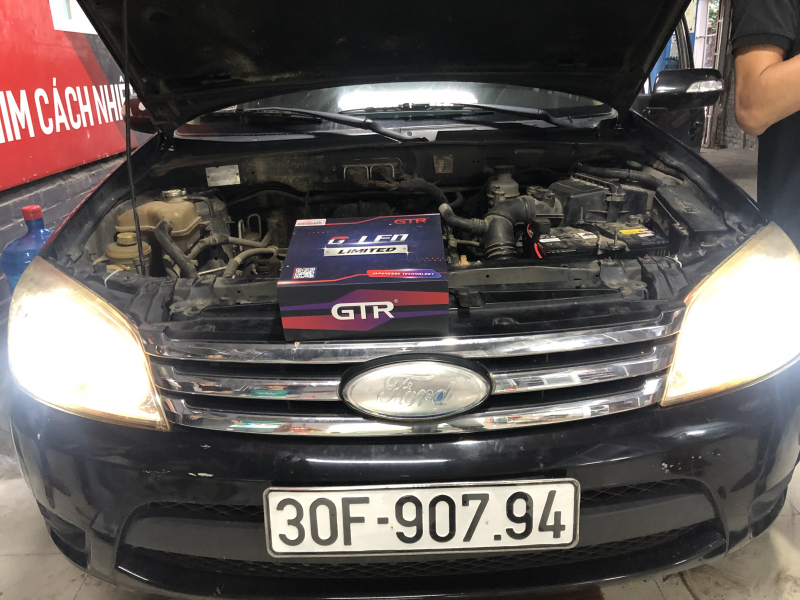 Độ đèn nâng cấp ánh sáng Nâng cấp ánh sáng bi GTR Gled Limited cho xe Ford escape 